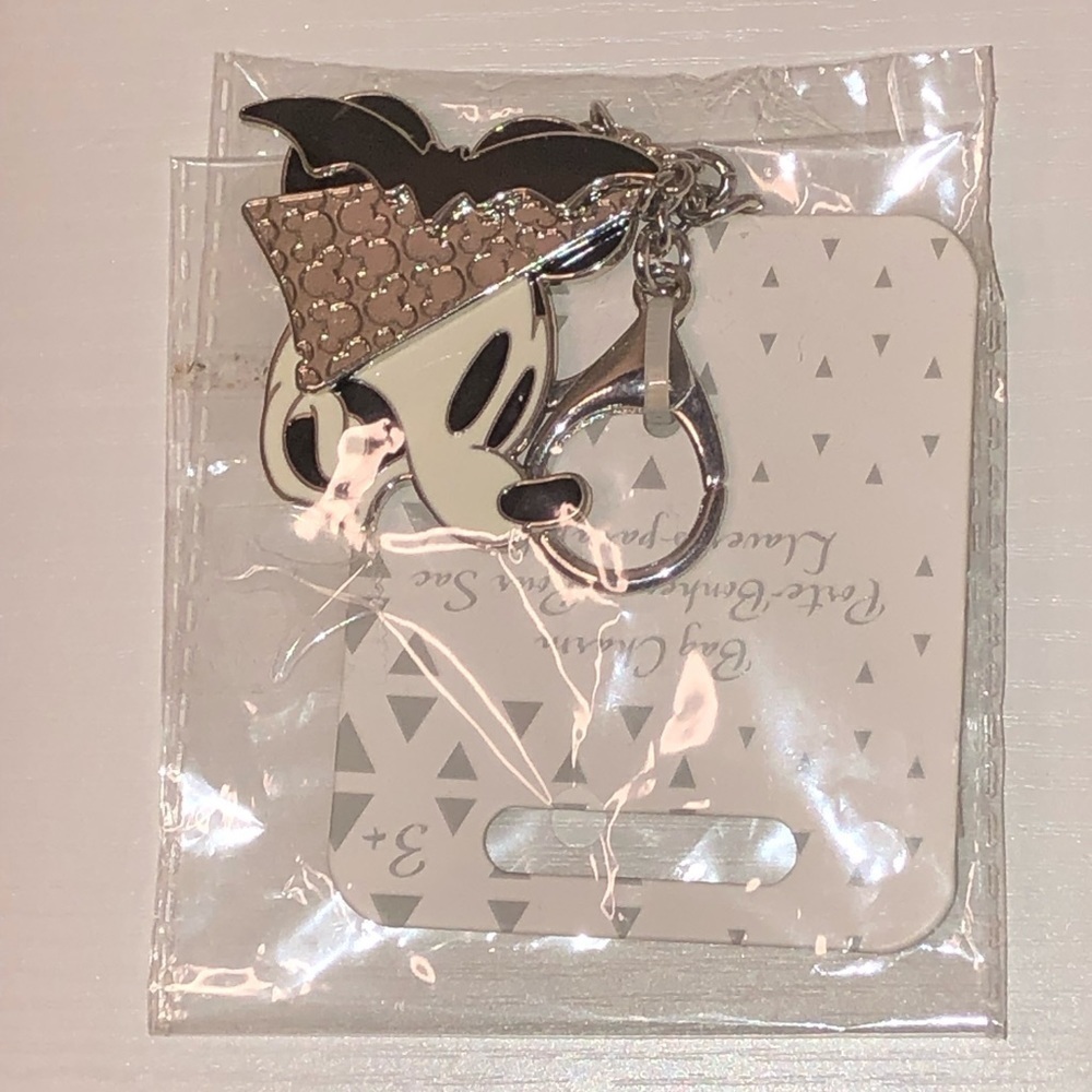 Mickey Mouse Halloween Flair Bag Charm - Picture 2 of 4